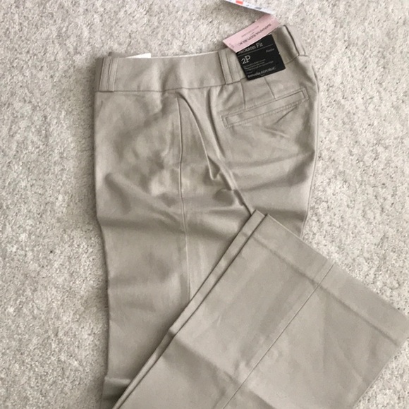 Banana Republic Pants - Banana Republic Jackson Khaki Pants 2P